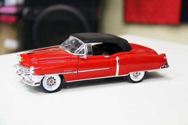 miniatura cadillac 1958